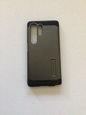 Spigen Tough Armor (AI) MagFit Case for Samsung Galaxy S25 Ultra